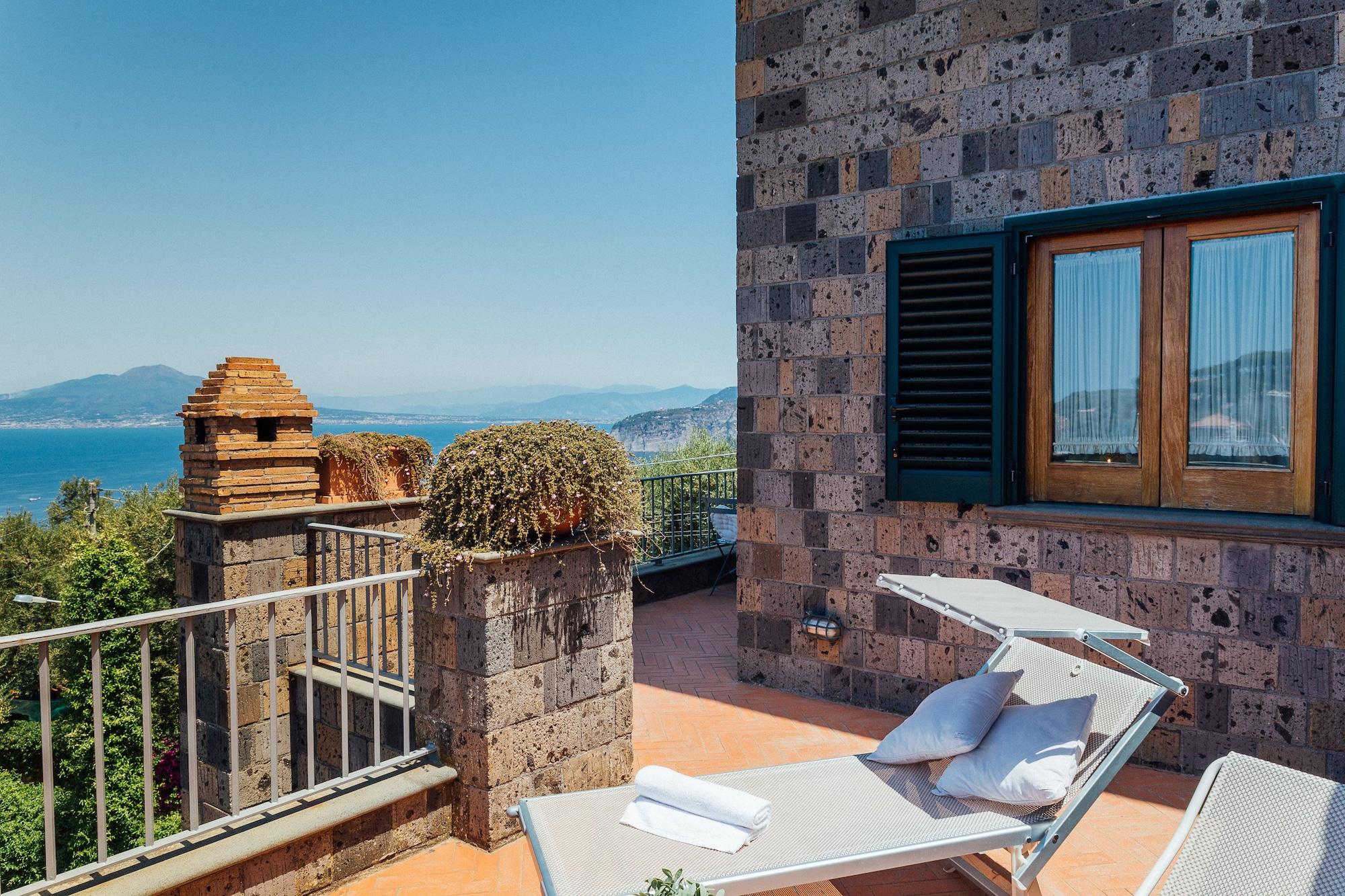 Villa Carolina Sorrento Private Heated Pool And Sea View Екстериор снимка